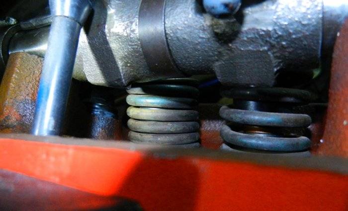 Spring at max lift.jpg