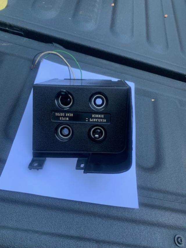 switch panel.jpg
