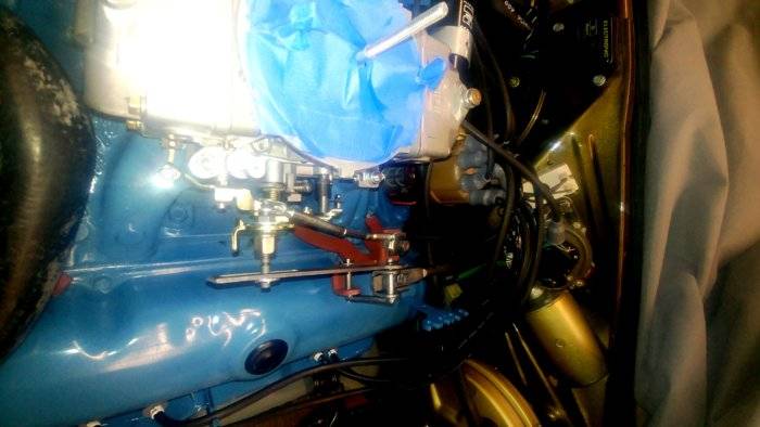throttle linkage 1.jpg