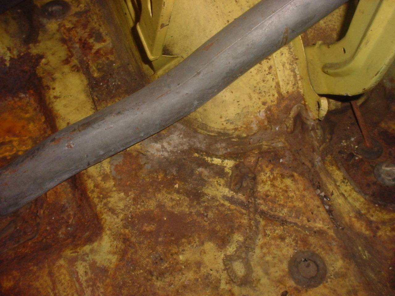 trunk fl rt 2.JPG