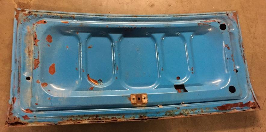 trunklid inside.jpg