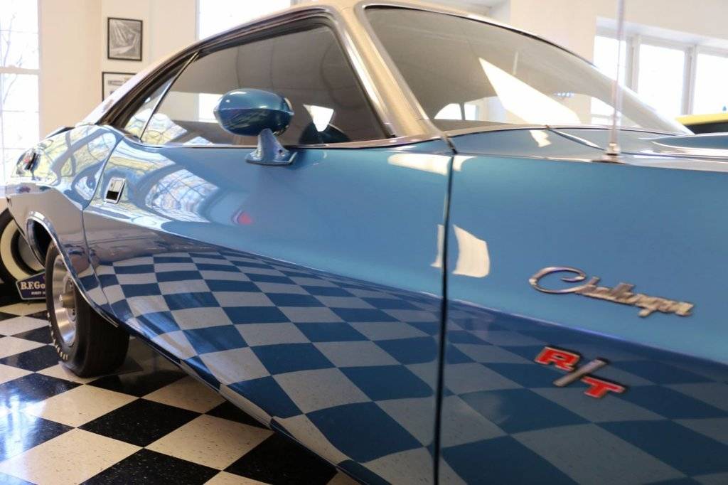 used-1970-dodge-challenger-rtse-8031-9759415-22-1024.jpg