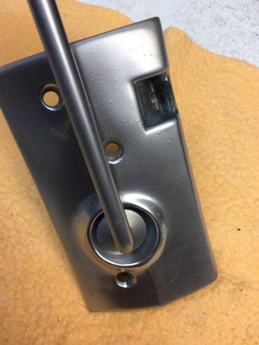 v handle 3.JPG