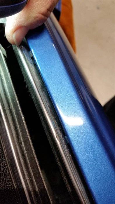 Window Outer Seal 1 (Medium).jpg