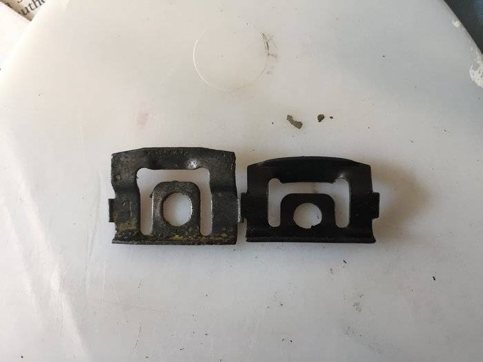 windshield-clips-orig-vs-new-jpg.jpg
