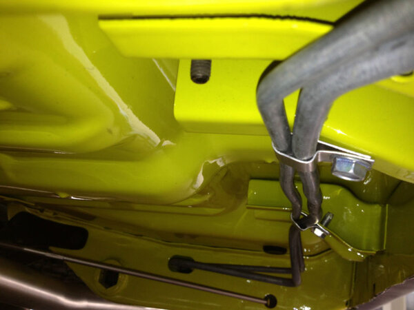 71CuriousYellowCuda'10.jpg 71CuriousYellowCuda'10.jpg