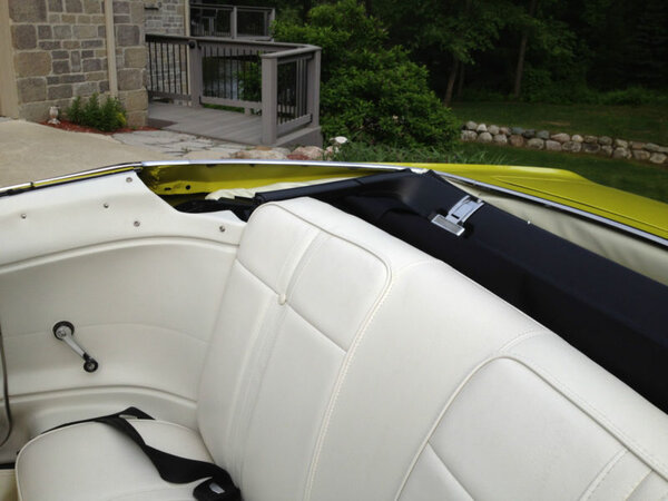 71CuriousYellowCuda'15.jpg 71CuriousYellowCuda'15.jpg