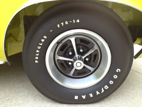 71CuriousYellowCuda'16.jpg 71CuriousYellowCuda'16.jpg