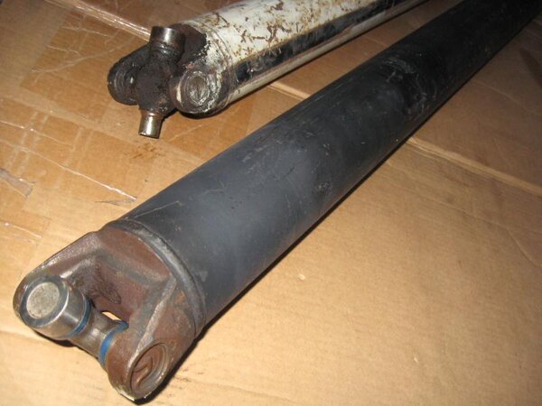 Driveshafts 004.jpg Driveshafts 004.jpg