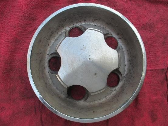 72 up Rallye wheel center cap.jpg 72 up Rallye wheel center cap.jpg