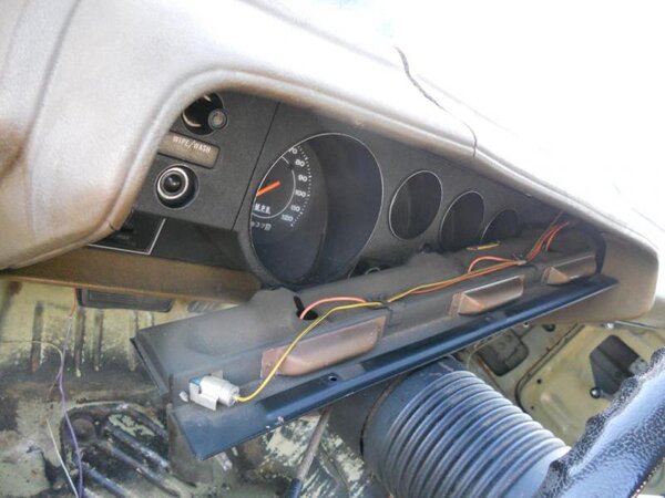 DAsh disassembly.jpg