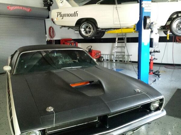 AAR in shop.jpg AAR in shop.jpg