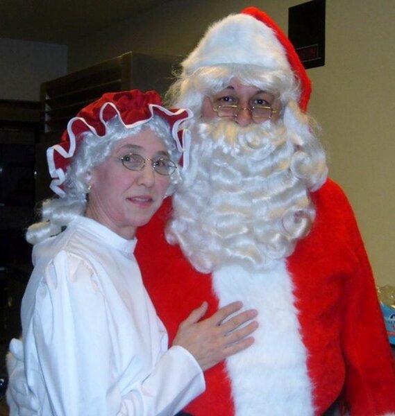 santa&mrsclaus 001 (2).jpg