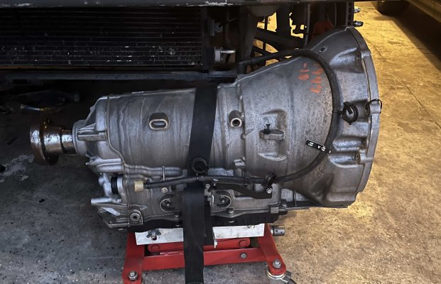 8HP70 transmission - small.JPG