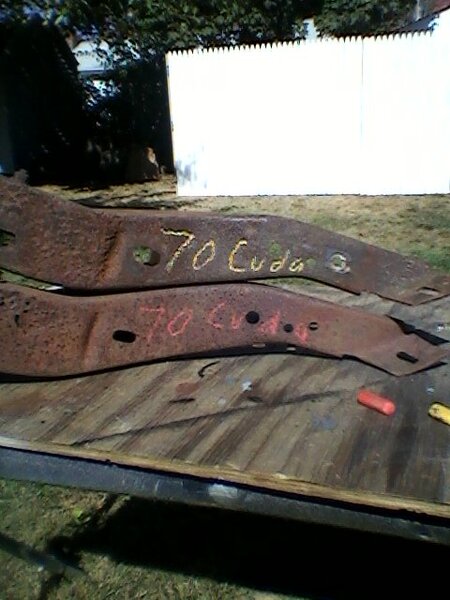 70 cuda front bumper brackets1.jpg 70 cuda front bumper brackets1.jpg