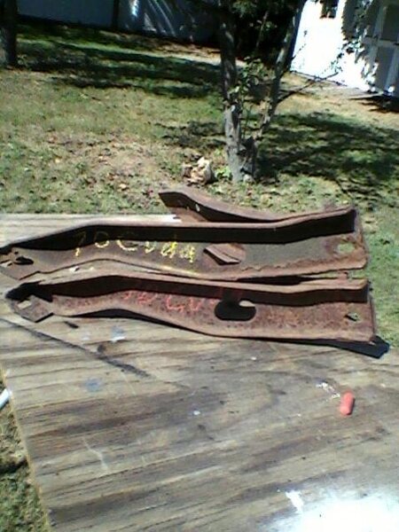 70 cuda front bumper brackets3.jpg 70 cuda front bumper brackets3.jpg