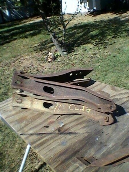 70 cuda front bumper brackets4.jpg 70 cuda front bumper brackets4.jpg