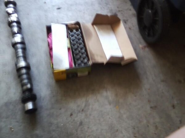 Comp cams camshaft and lifters.jpg
