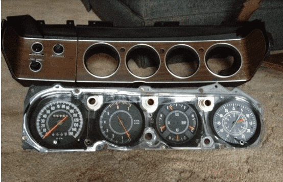 72-74 Rallye Dash.png 72-74 Rallye Dash.png