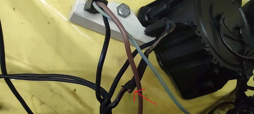 wire1.jpg wire1.jpg
