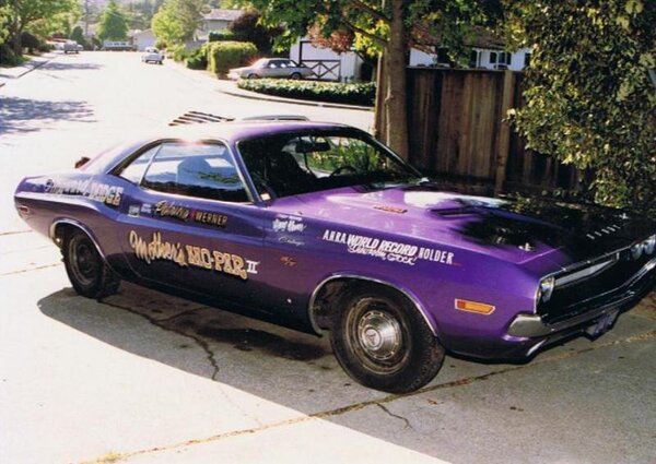 70 6 pack Challenger 1.jpg