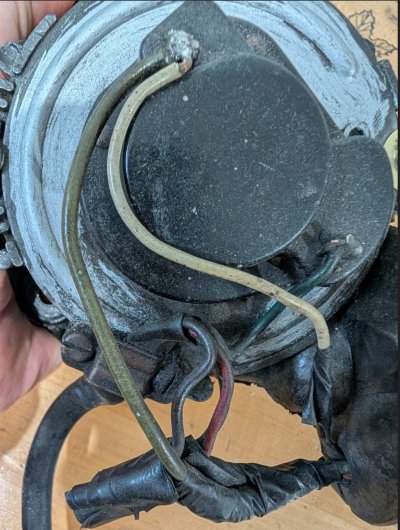 3431665-CaseWiring.jpg