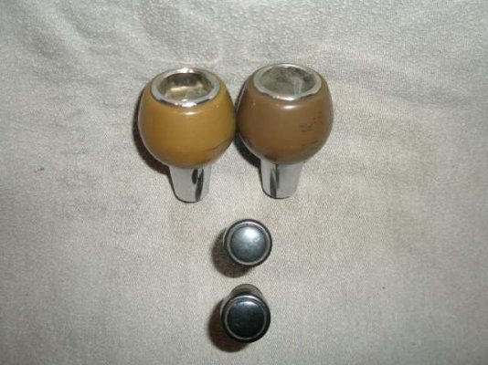 70 Shifter Knobs 002 (Small).JPG