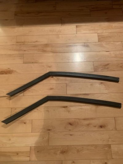 Cuda interior side trim.jpg