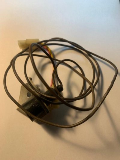 e body trunk light assy.jpg