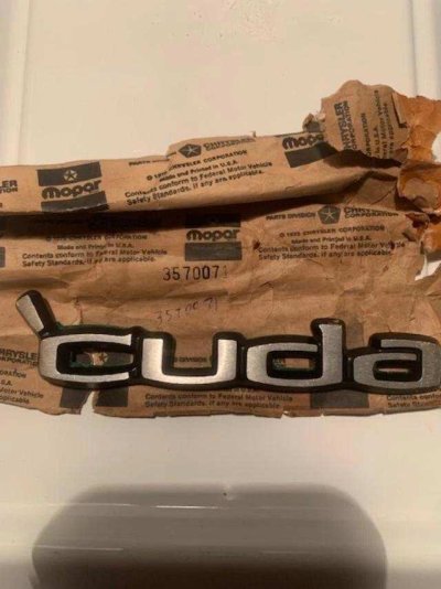 NOS 'CUDA tailpanel emblem.jpg