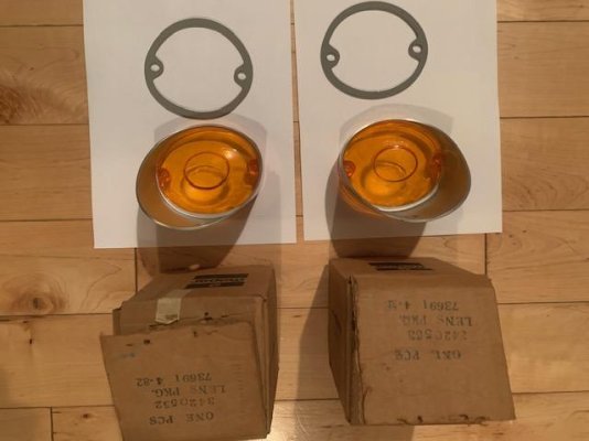 front nos challenger turnsignal lenses.jpg