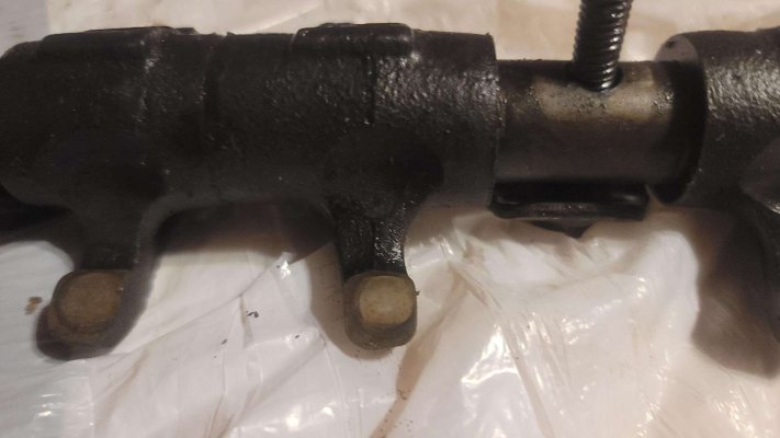 Rocker shaft 1.jpg