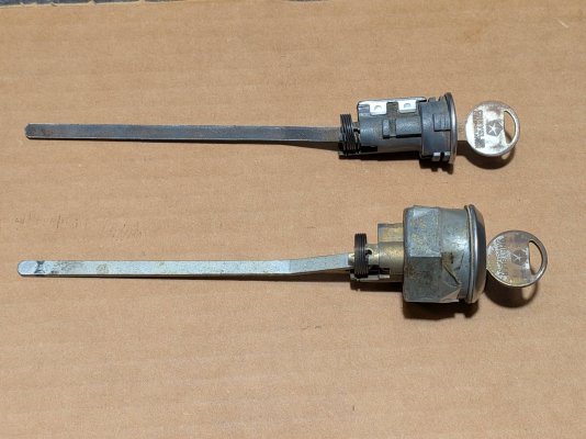 Trunk_locks.jpg