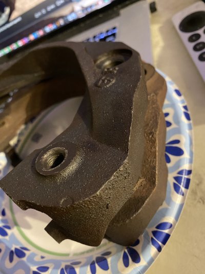 Newer-caliper-adapter.jpg