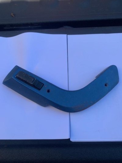 seat hinge.jpg