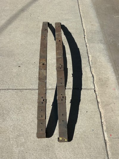 E-Body Leaf Spring.jpg