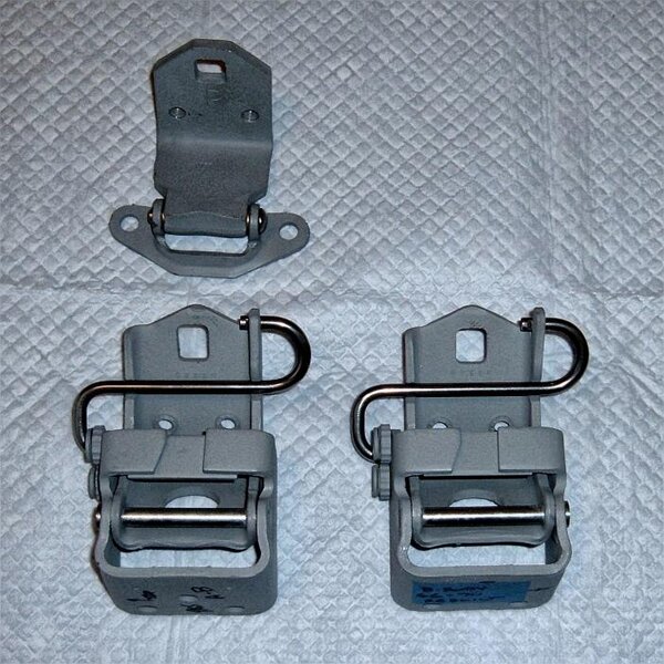 abodyhinge.jpg abodyhinge.jpg