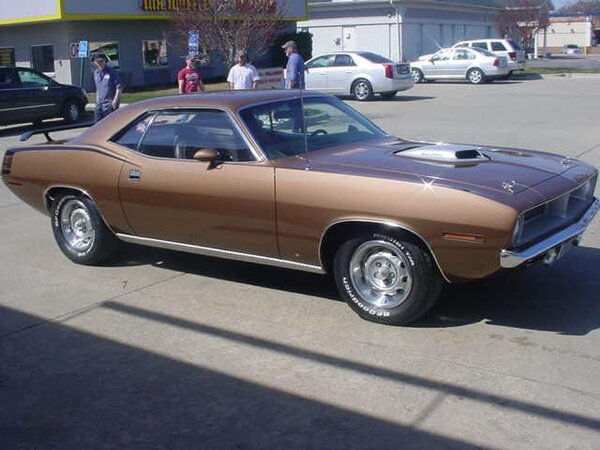 1970 Shaker Cuda 440 6 Pac 4 speed