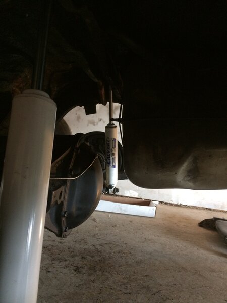 1970 'Cuda 383 Shaker Dana 60 part three.jpg