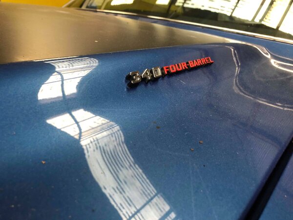 Challenger 14 Hood (Large).jpg