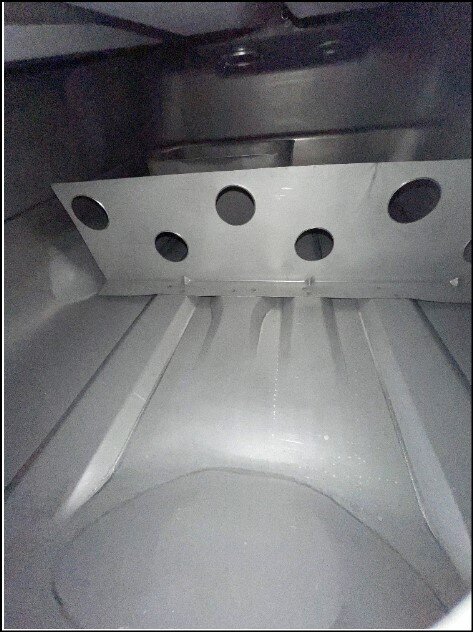 Tanks Inc internal Cuda tank baffle.jpg Tanks Inc internal Cuda tank baffle.jpg