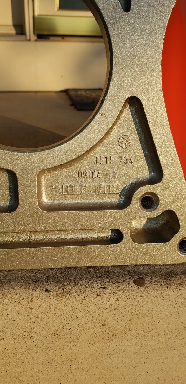 bellhousing6.jpg bellhousing6.jpg