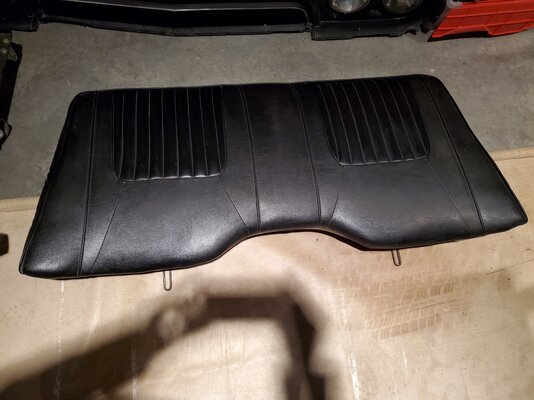 Rear Seat 71 Challenger 4.jpg