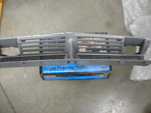 70 cuda grill new 010.JPG 70 cuda grill new 010.JPG