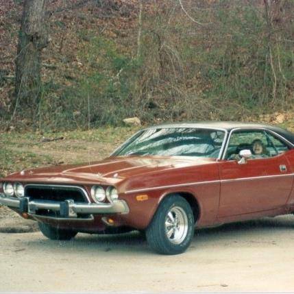 74 Challenger (1).jpg